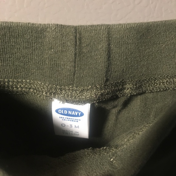 2 Set Bundle of Infant Outfits - Picture 3 of 5